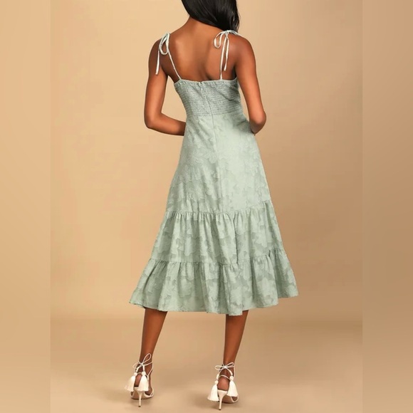 NWT Lulus Sweet Sentiments Sage Green Jacquard Tiered Midi Dress SOLD OUT Color - Picture 10 of 17